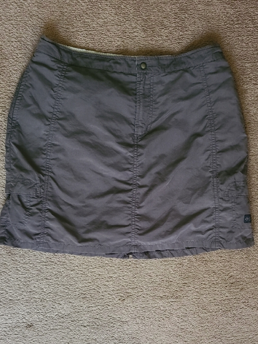 Columbia Women's Olive  Elastic Waist Skort